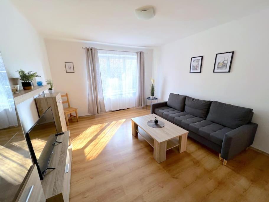 Apartman U Labe Decin Luaran gambar