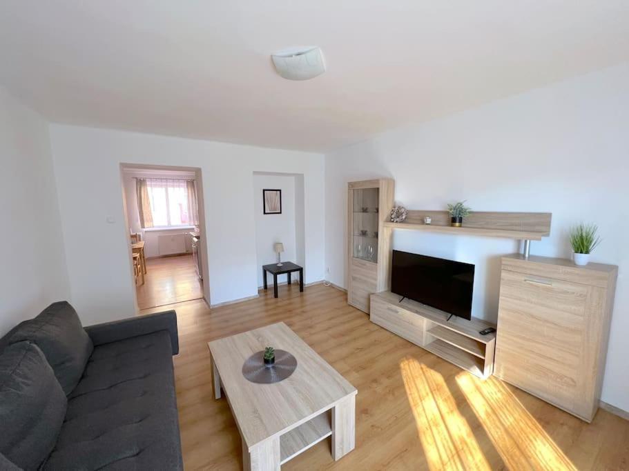 Apartman U Labe Decin Luaran gambar