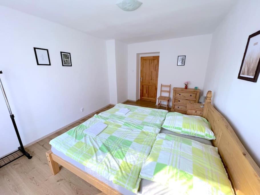 Apartman U Labe Decin Luaran gambar