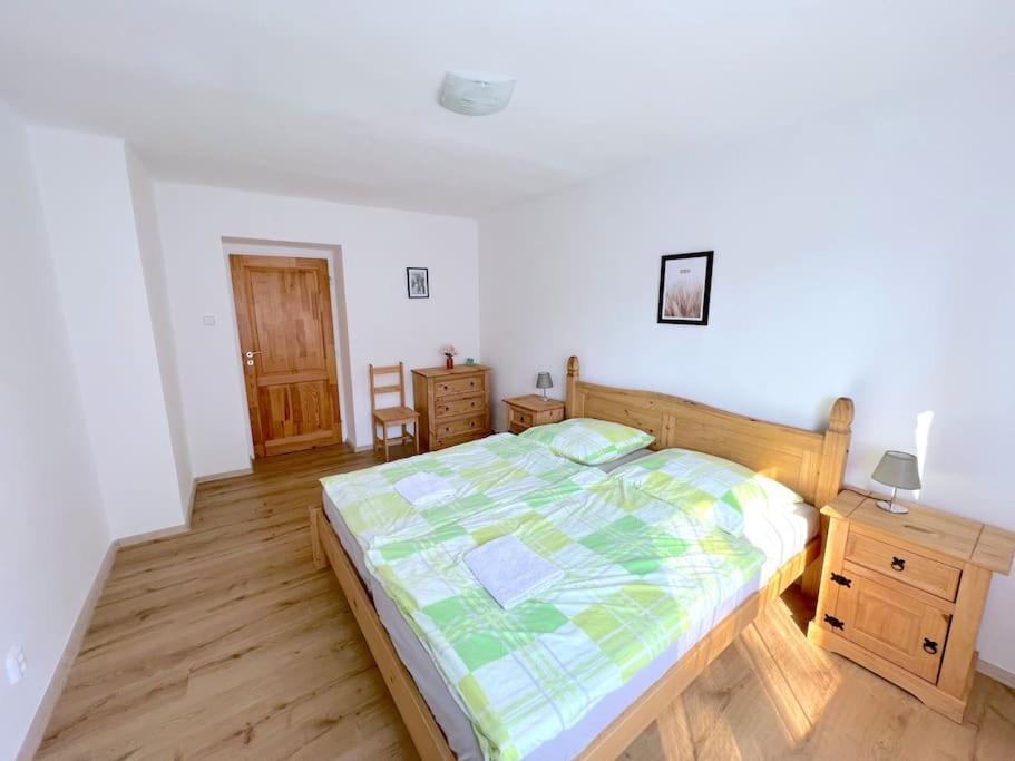 Apartman U Labe Decin Luaran gambar
